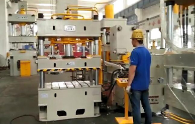 63噸(dūn)增速視(shì)頻