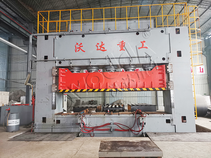 2000噸(dūn)框架式液壓機壓(ya)波紋闆視頻