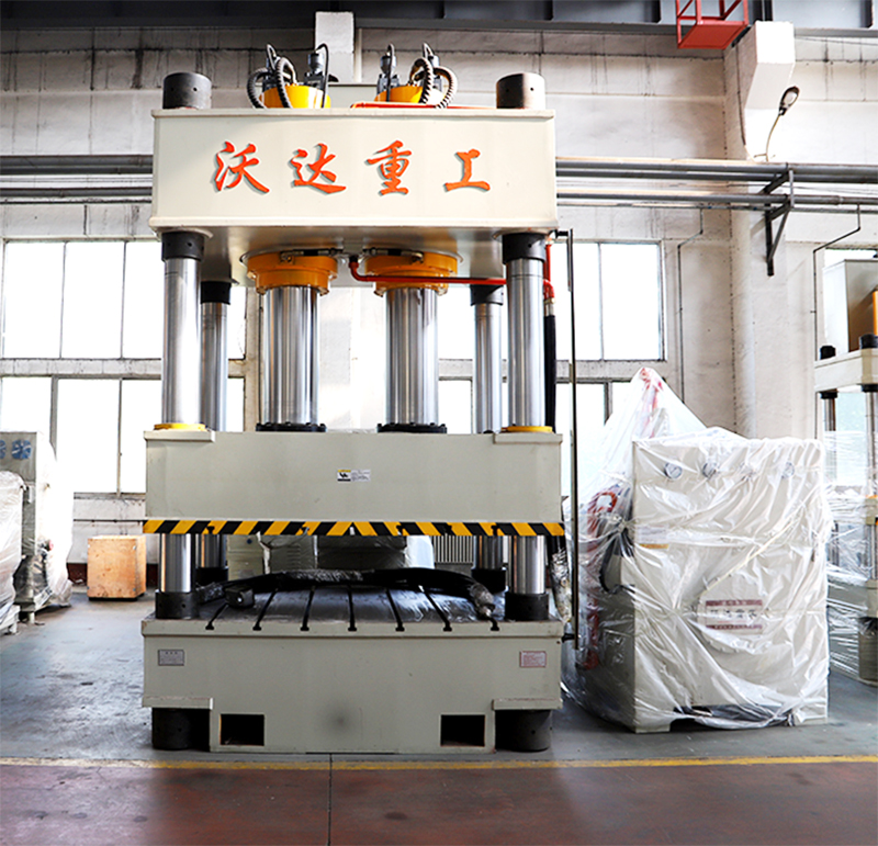 500噸電(dian)動車配件液壓機(ji)