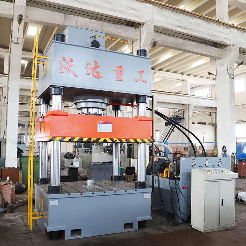 500噸(dun)石墨電極闆成型(xíng)液壓機