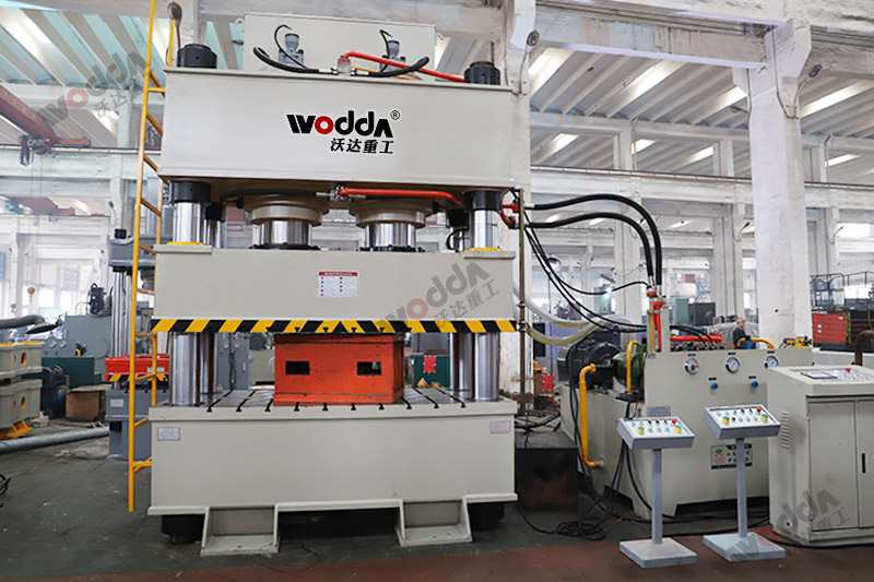 800噸複合材料汽車配件液壓機