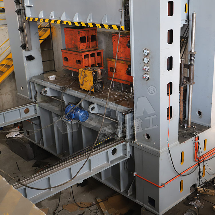 630噸框架式液壓機 630噸框架式液壓機