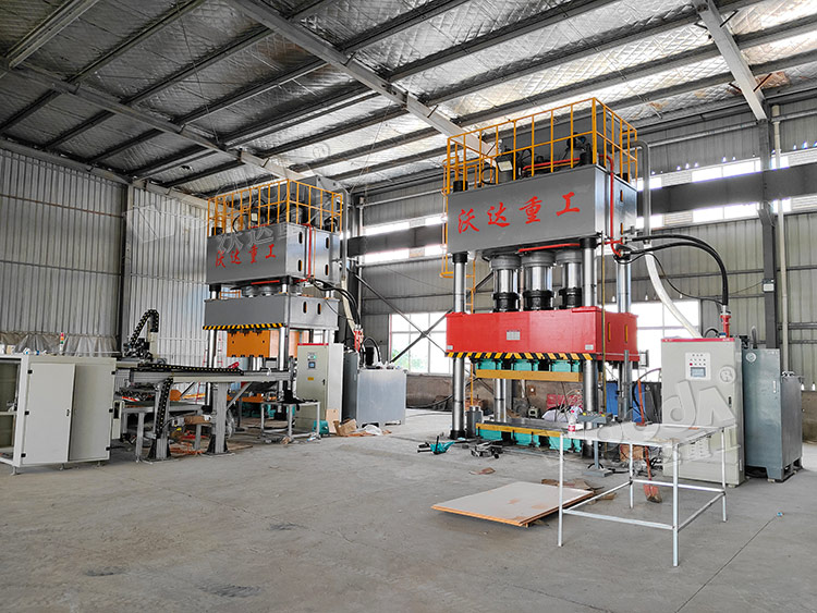 1500噸四柱液壓機模壓SMC汽車擋風闆