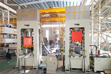 630噸(dūn)框架液壓(yā)機_框式油(you)壓機