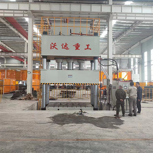 1000噸液(yè)壓機拉伸汽車(che)配件一次成型(xing)